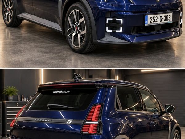 Renault 5 Hatchback, Electric, 2025, Blue