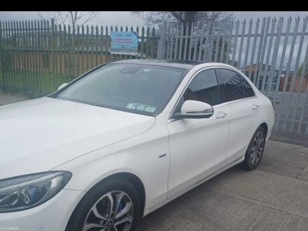 Mercedes-Benz C-Class Saloon, Petrol Plug-in Hybrid, 2018, White