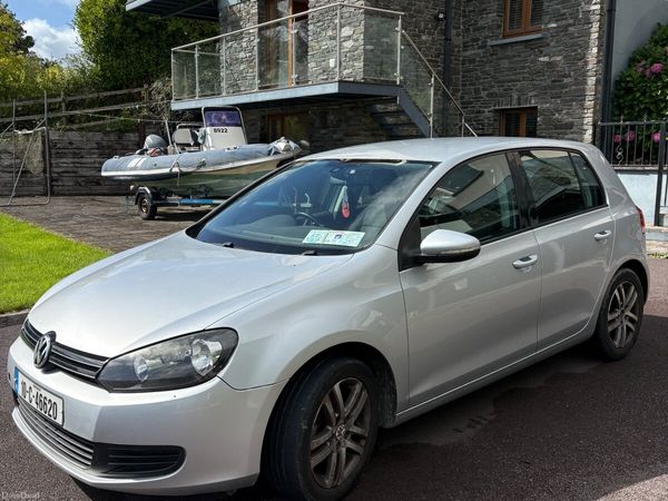 Volkswagen Golf Hatchback, Petrol, 2010, Silver
