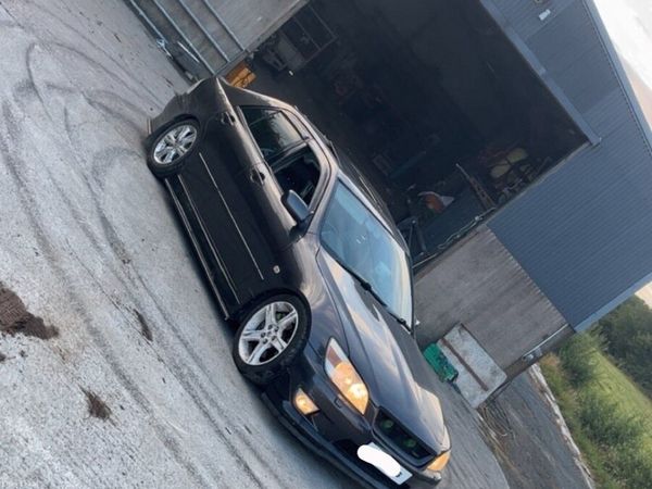 Lexus IS Saloon, Petrol, 2000, Silver