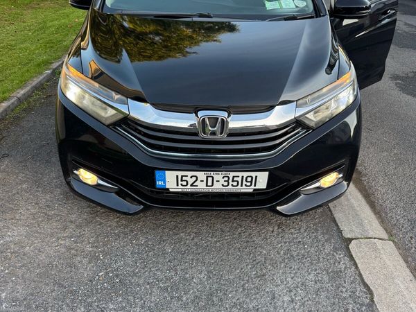 Honda Shuttle MPV, Petrol Hybrid, 2015, Black