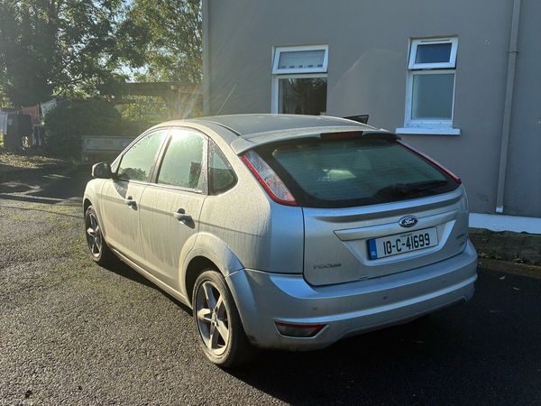 Ford Focus Hatchback, Diesel, 2010, Silver