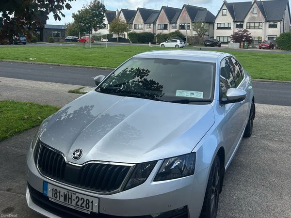 Skoda Octavia Hatchback, Diesel, 2018, Silver