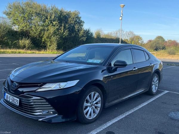 Toyota Camry Saloon, Petrol Hybrid, 2018, Black