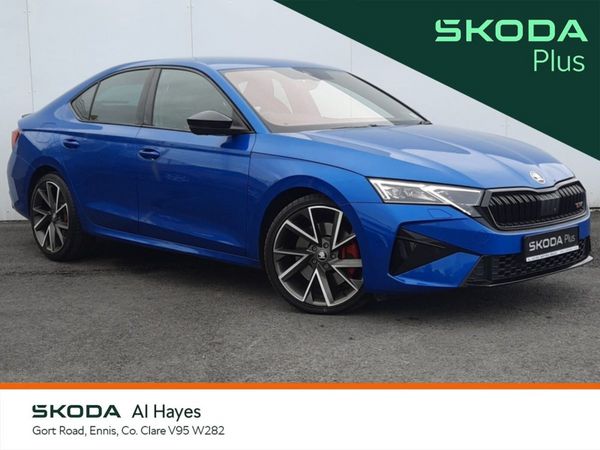 Skoda Octavia Saloon, Petrol, 2025, Blue