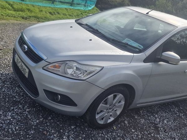 Ford Focus Hatchback, Diesel, 2009, Silver
