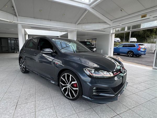 Volkswagen Golf Hatchback, Petrol, 2019, Blue