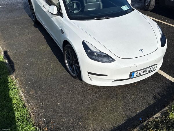 Tesla Model 3 Saloon, Electric, 2023, White