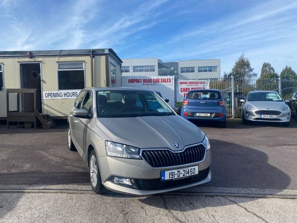 Skoda Fabia Hatchback, Petrol, 2019, Grey