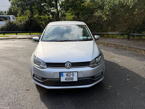 Volkswagen Polo Hatchback, Petrol, 2016, Silver