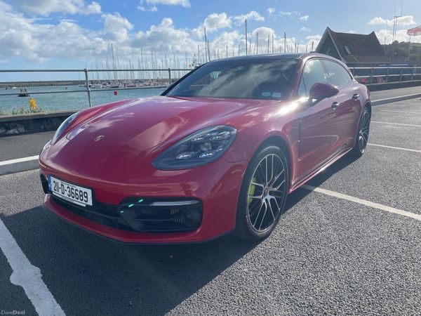 Porsche Panamera Estate, Petrol Plug-in Hybrid, 2021, Red