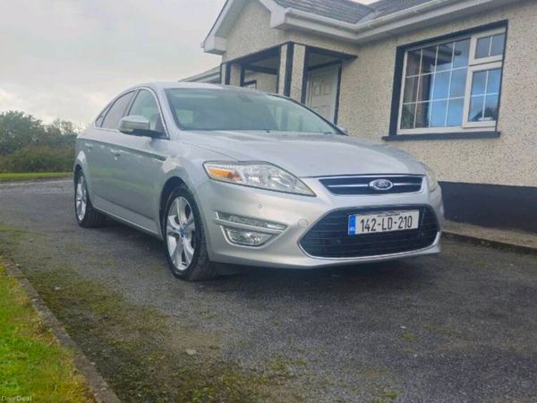 Ford Mondeo Hatchback, Diesel, 2014, Silver