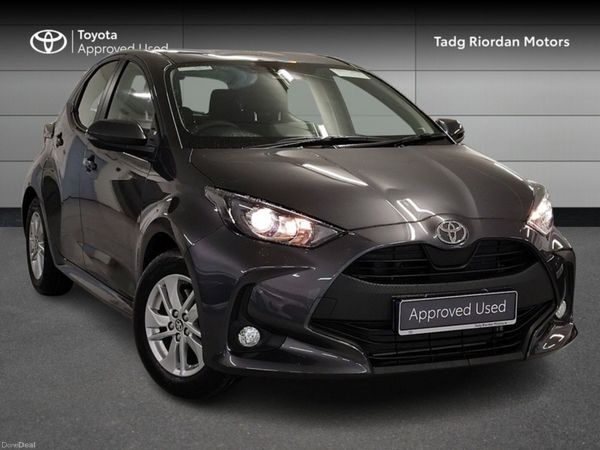 Toyota Yaris Hatchback, Petrol Hybrid, 2026, Grey