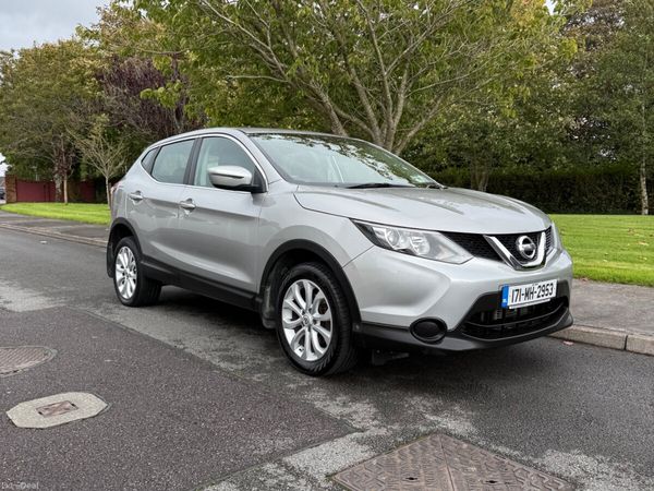 Nissan Qashqai SUV, Petrol, 2017, Grey