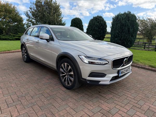 Volvo V90 Estate, Diesel Hybrid, 2021, Gold
