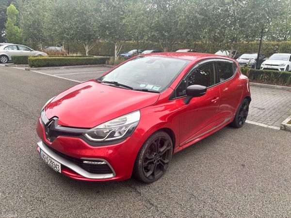 Renault Clio Hatchback, Petrol, 2014, Red