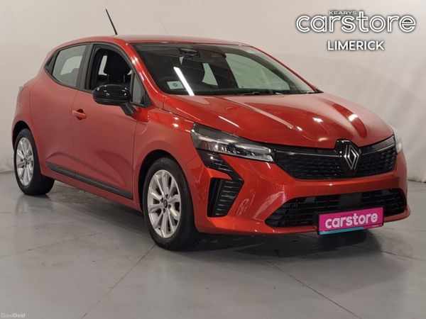 Renault Clio Hatchback, Petrol, 2024, Red
