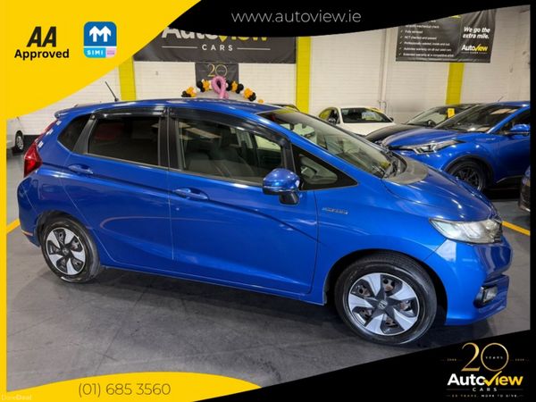 Honda Fit Hatchback, Petrol Hybrid, 2018, Blue