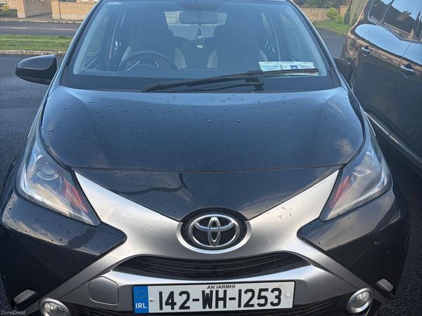 Toyota Aygo Hatchback, Petrol, 2014, Black