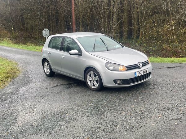 Volkswagen Golf Hatchback, Diesel, 2009, Silver