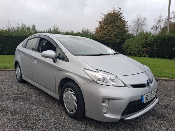 Toyota Prius Hatchback, Petrol Hybrid, 2015, Silver