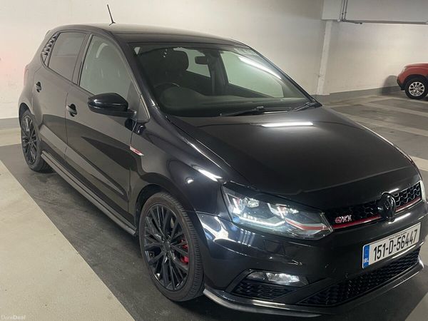 Volkswagen Polo Hatchback, Petrol, 2015, Black