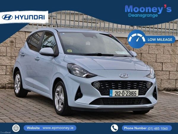 Hyundai i10 Hatchback, Petrol, 2021, Blue