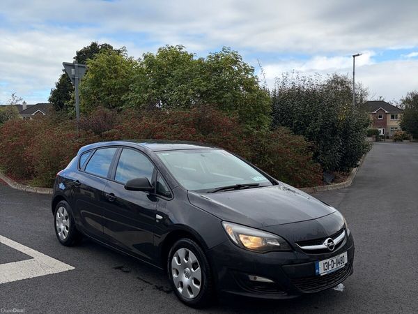 Opel Astra MPV, Petrol, 2013, Black