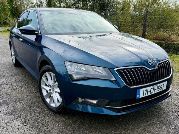 Skoda Superb Hatchback, Diesel, 2017, Blue