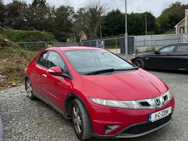 Honda Civic Hatchback, Petrol, 2011, Red