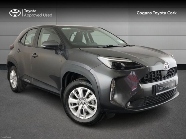 Toyota Yaris Cross Hatchback, Petrol Hybrid, 2026, Grey