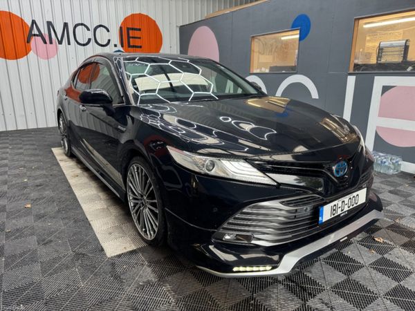 Toyota Camry Saloon, Petrol Hybrid, 2018, Black