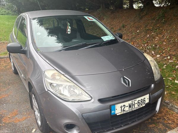 Renault Clio Hatchback, Ethanol Petrol, 2012, Grey