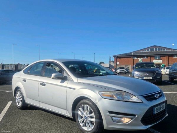 Ford Mondeo Saloon, Diesel, 2013, Silver