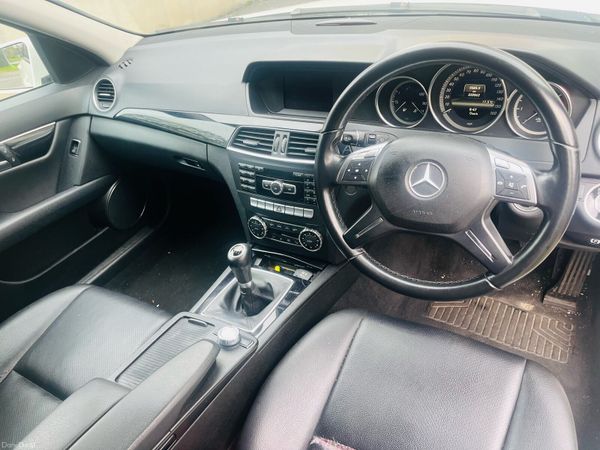 Mercedes-Benz C-Class Estate, Diesel, 2012, White