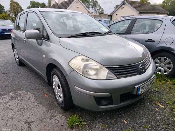 Nissan Tiida Hatchback, Petrol, 2007, Grey
