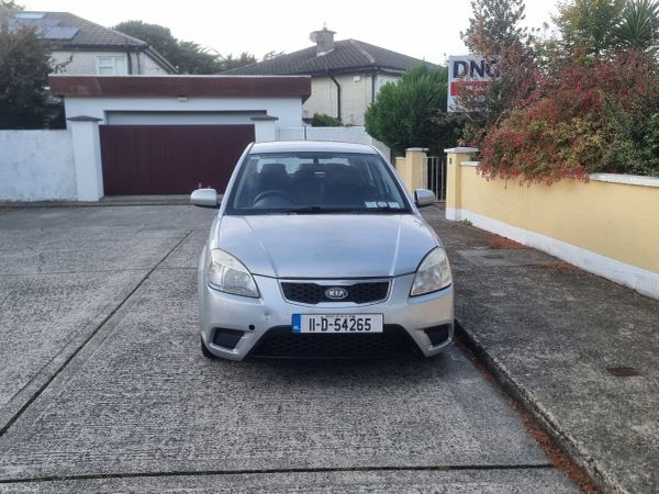 Kia Rio Hatchback, Petrol, 2011, Silver