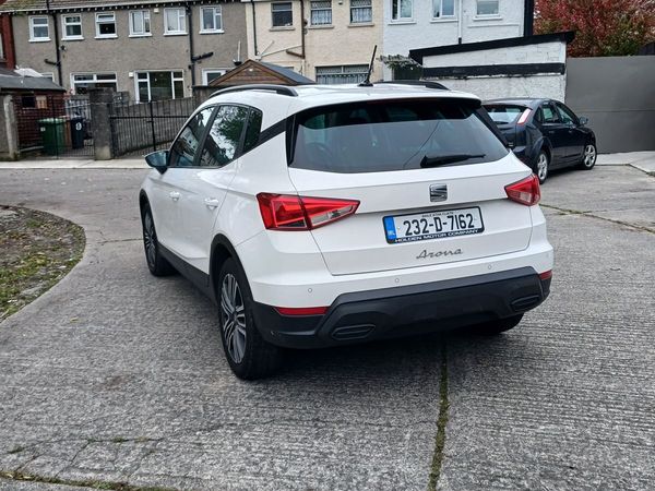 SEAT Arona SUV, Petrol, 2023, White