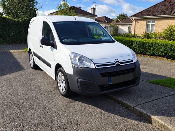 Citroen Berlingo MPV, Diesel, 2018, White