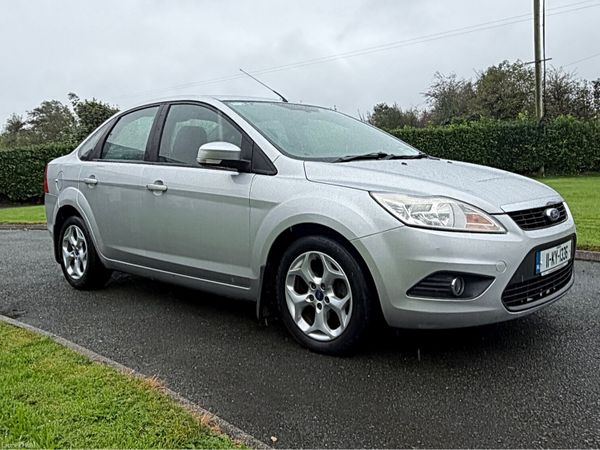 Ford Focus Saloon, Diesel, 2011, Silver