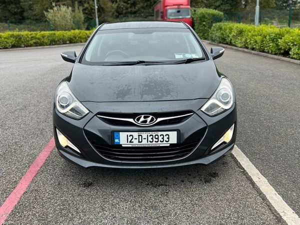 Hyundai i40 Saloon, Diesel, 2012, Grey