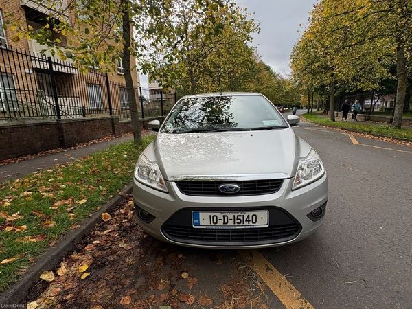Ford Focus Hatchback, Diesel, 2010, Silver