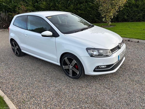 Volkswagen Polo Hatchback, Petrol, 2017, White