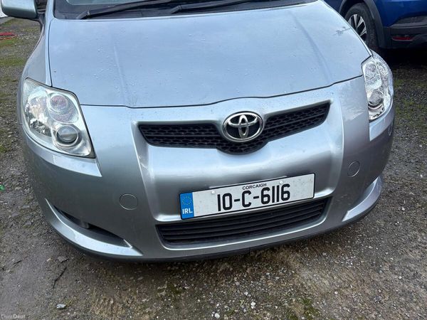 Toyota Auris Hatchback, Diesel, 2010, Grey