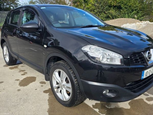 Nissan Qashqai Hatchback, Diesel, 2010, Black