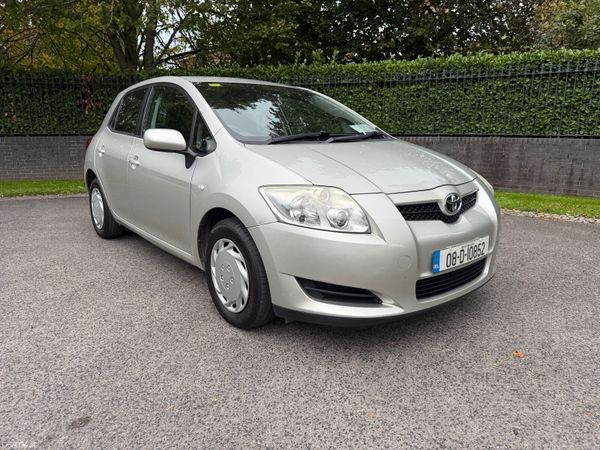 Toyota Auris Hatchback, Petrol, 2008, Silver