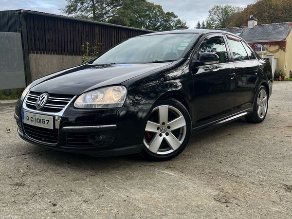 Volkswagen Jetta Saloon, Diesel, 2010, Black