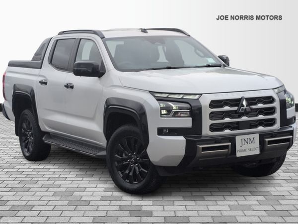 Mitsubishi Other Pick Up, Diesel, 2025, White