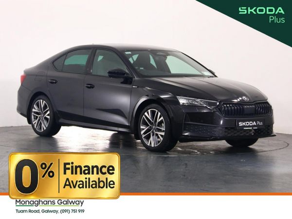 Skoda Octavia Hatchback, Petrol, 2025, Black