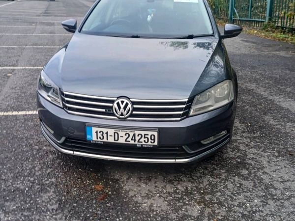 Volkswagen Passat Saloon, Diesel, 2013, Grey